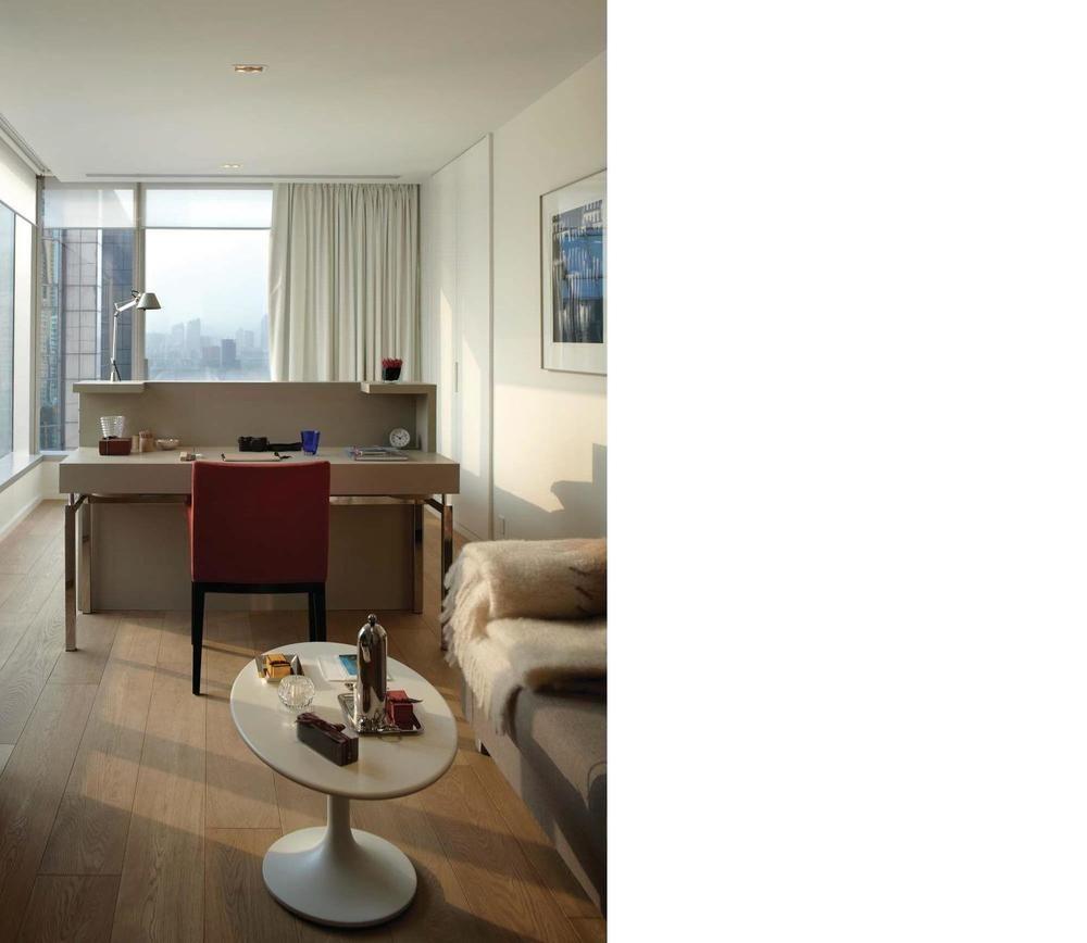 Twenty One Whitfield Aparthotel Hong Kong Bagian luar foto